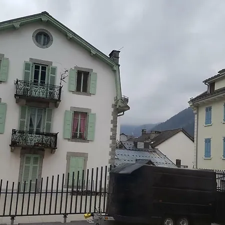 Outa Chamonix